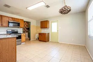 2624 Rockport Ln, Little Elm, TX 75068 - Photo 6