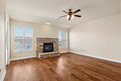 610 Via Ravello #410, Irving, TX 75039 - Photo 8
