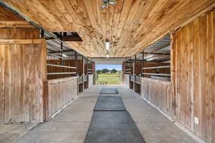 340 Fm 27 W, Fairfield, TX 75840 - Photo 18