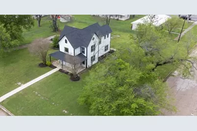 401 S 2nd Street, Wortham, TX 76693 - Photo 1