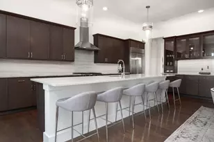 2934 N Hall St, Dallas, TX 75204 - Photo 6