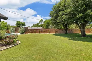 10811 Royal Park Dr, Dallas, TX 75230 - Photo 36