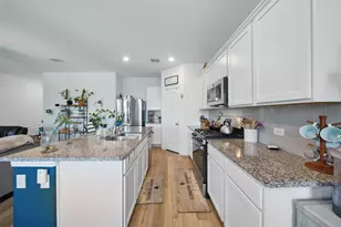 14808 Hester Trl, Fort Worth, TX 76052 - Photo 4