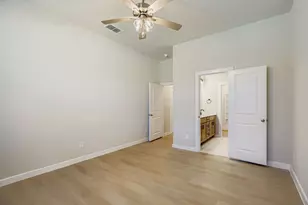 1204 Pebblebrook Dr, McKinney, TX 75071 - Photo 12