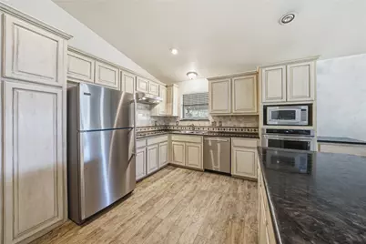 1524 Villa Cove Drive, Tool, TX 75143 - Photo 12