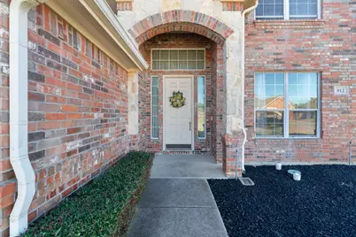 812 Sugar Hill Avenue, Cleburne, TX 76033 - Photo 6