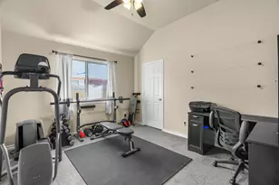 812 Sugar Hill Ave, Cleburne, TX 76033 - Photo 24