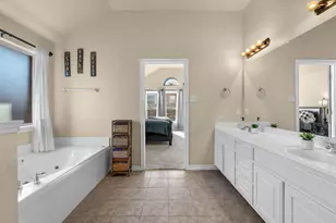 812 Sugar Hill Ave, Cleburne, TX 76033 - Photo 14