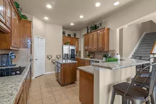 812 Sugar Hill Ave, Cleburne, TX 76033 - Photo 10