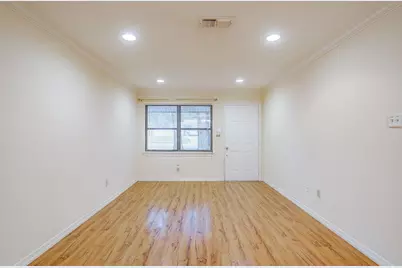 856 Broadway Avenue, Euless, TX 76040 - Photo 4