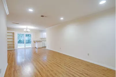 856 Broadway Avenue, Euless, TX 76040 - Photo 8