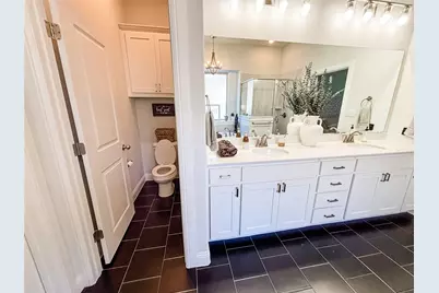 318 Osage Court, Krum, TX 76249 - Photo 12