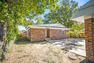 2913 Gumwood Park, Richland Hills, TX 76118 - Photo 24