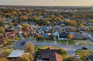 2804 Wood Wind Dr, Pantego, TX 76013 - Photo 38