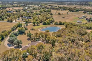 556 Wildwood Trail, Lorena, TX 76655 - Photo 2