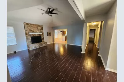 6210 Lotus Drive, Arlington, TX 76001 - Photo 8