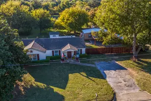 2601 Murphy Dr, Bedford, TX 76021 - Photo 2