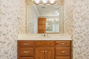 404 Greenwood Ln, Waco, TX 76705 - Photo 26