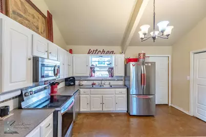 1502 Avenue N N, Anson, TX 79501 - Photo 10