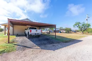 1502 Avenue N, Anson, TX 79501 - Photo 4