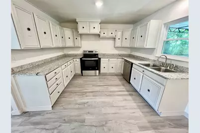 611 Hickory, Hughes Springs, TX 75656 - Photo 14