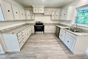 611 Hickory, Hughes Springs, TX 75656 - Photo 14