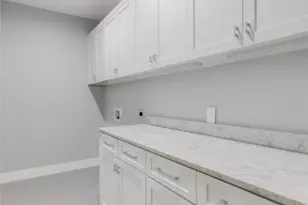 3706 W Beverly Dr, Dallas, TX 75209 - Photo 4