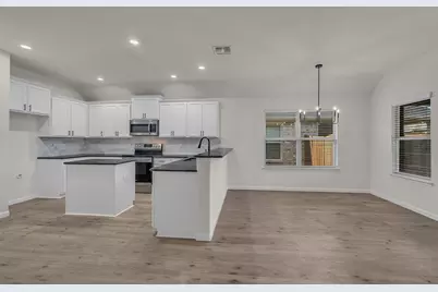 829 Lake Woodland Drive, Little Elm, TX 75068 - Photo 6