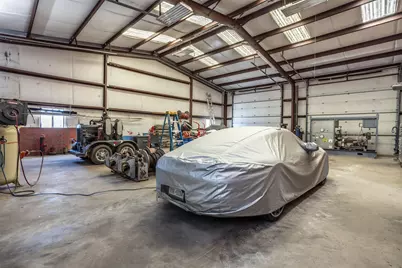 510 Locust Street, Whitesboro, TX 76273 - Photo 16