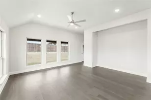 5 Grouse Cir, Sanger, TX 76266 - Photo 18