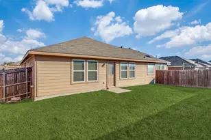 2729 Adams Fall Ln, Fort Worth, TX 76123 - Photo 12