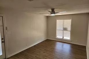 200 Pembrook Dr, Breckenridge, TX 76424 - Photo 10