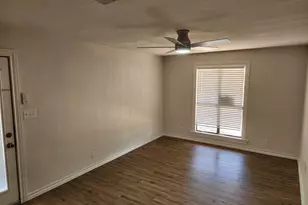 200 Pembrook Dr, Breckenridge, TX 76424 - Photo 6