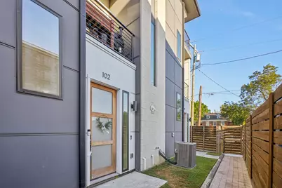 145 N Henderson Avenue #102, Dallas, TX 75214 - Photo 4