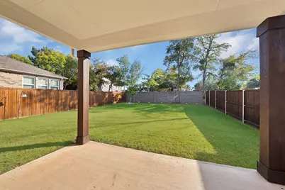 762 Creekwater Lane, Garland, TX 75043 - Photo 32