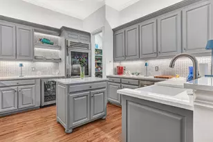 4614 Gilbert Ave, Dallas, TX 75219 - Photo 2