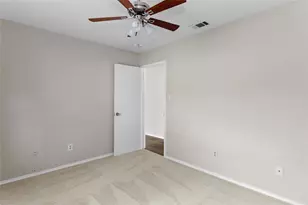 1122 Glen Creek Dr, Mansfield, TX 76063 - Photo 20