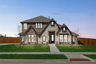 315 Spring Cir, Red Oak, TX 75154 - Photo 1