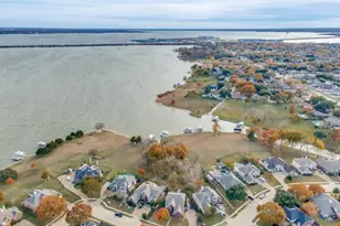 8810 Edgelake Trail, Rowlett, TX 75088 - Photo 16