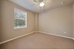 2305 Worthington St, Dallas, TX 75204 - Photo 10