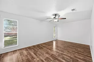 6320 Lunar Dr, Edgecliff Village, TX 76134 - Photo 18