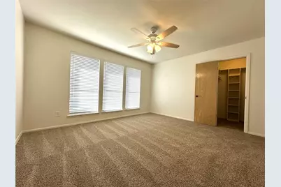 724 Cory Street, Grapevine, TX 76051 - Photo 8