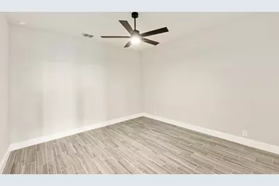 7821 Barley Field Street, Joshua, TX 76058 - Photo 14