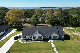 206 Splitrail Dr, Mabank, TX 75143 - Photo 1