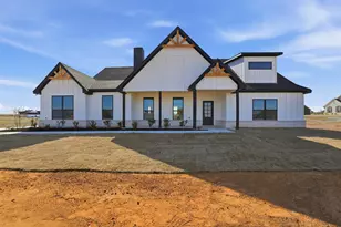 112 Trumpet Ct, Paradise, TX 76073 - Photo 1