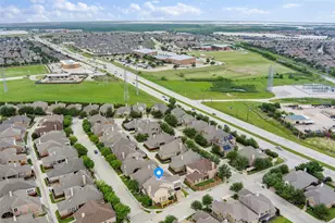 2533 Lady Amide Ln, Lewisville, TX 75056 - Photo 38