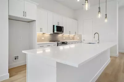 13351 Goodland Street #207, Farmers Branch, TX 75234 - Photo 8