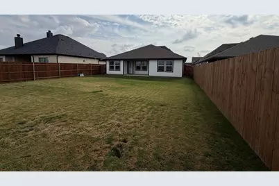 1704 River Bend Road, Burleson, TX 76028 - Photo 16