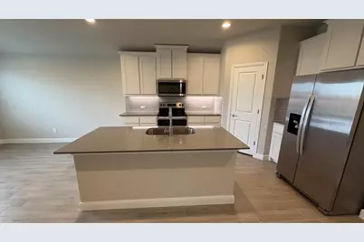 1704 River Bend Road, Burleson, TX 76028 - Photo 4