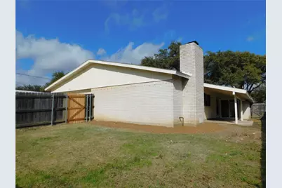 1524 Carnation Drive, Lewisville, TX 75067 - Photo 28